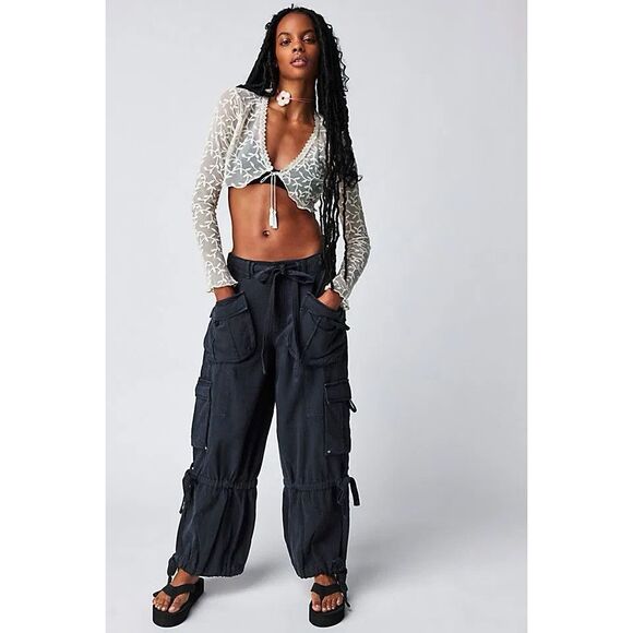 Free People Pants - Free People Big Sky Parachute Cargo Pants Black S Small FLAWED